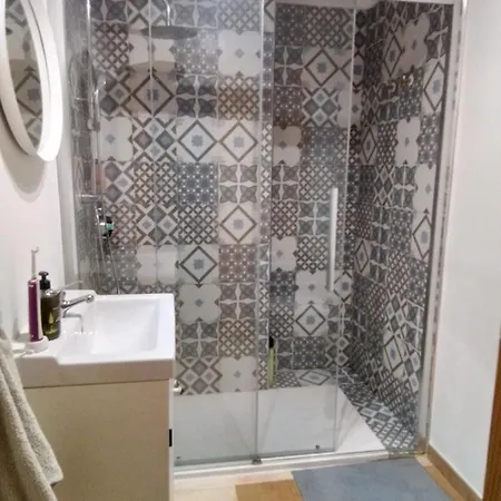 Analema Con Piscina Wifi Y Aire Acondicionado *